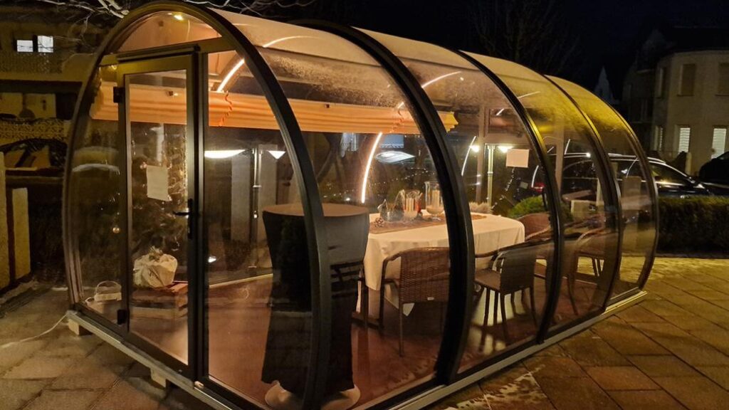 Abdeckung für SPA oder Gastronomie