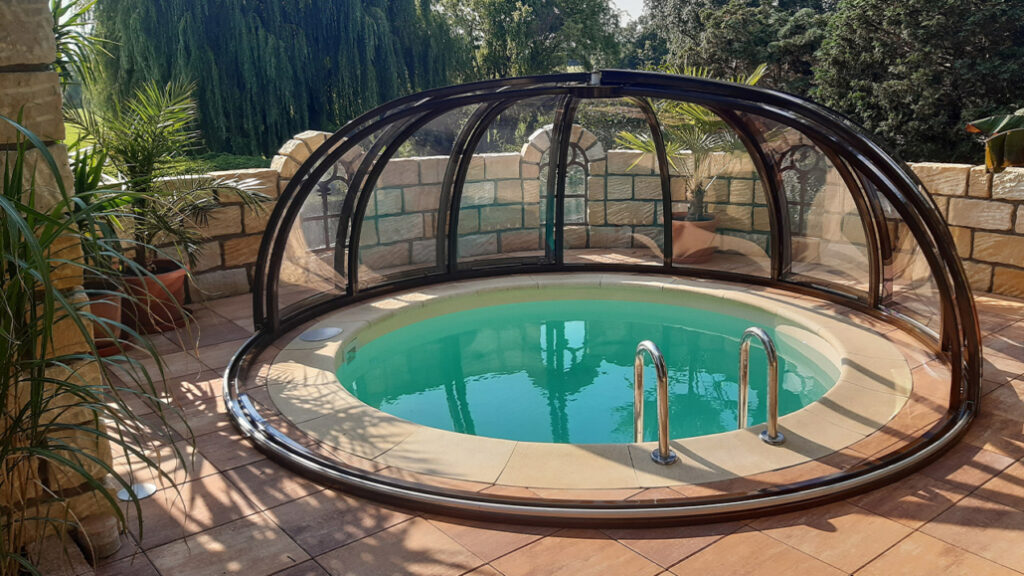 Runde Poolabdeckung in Staßfurt